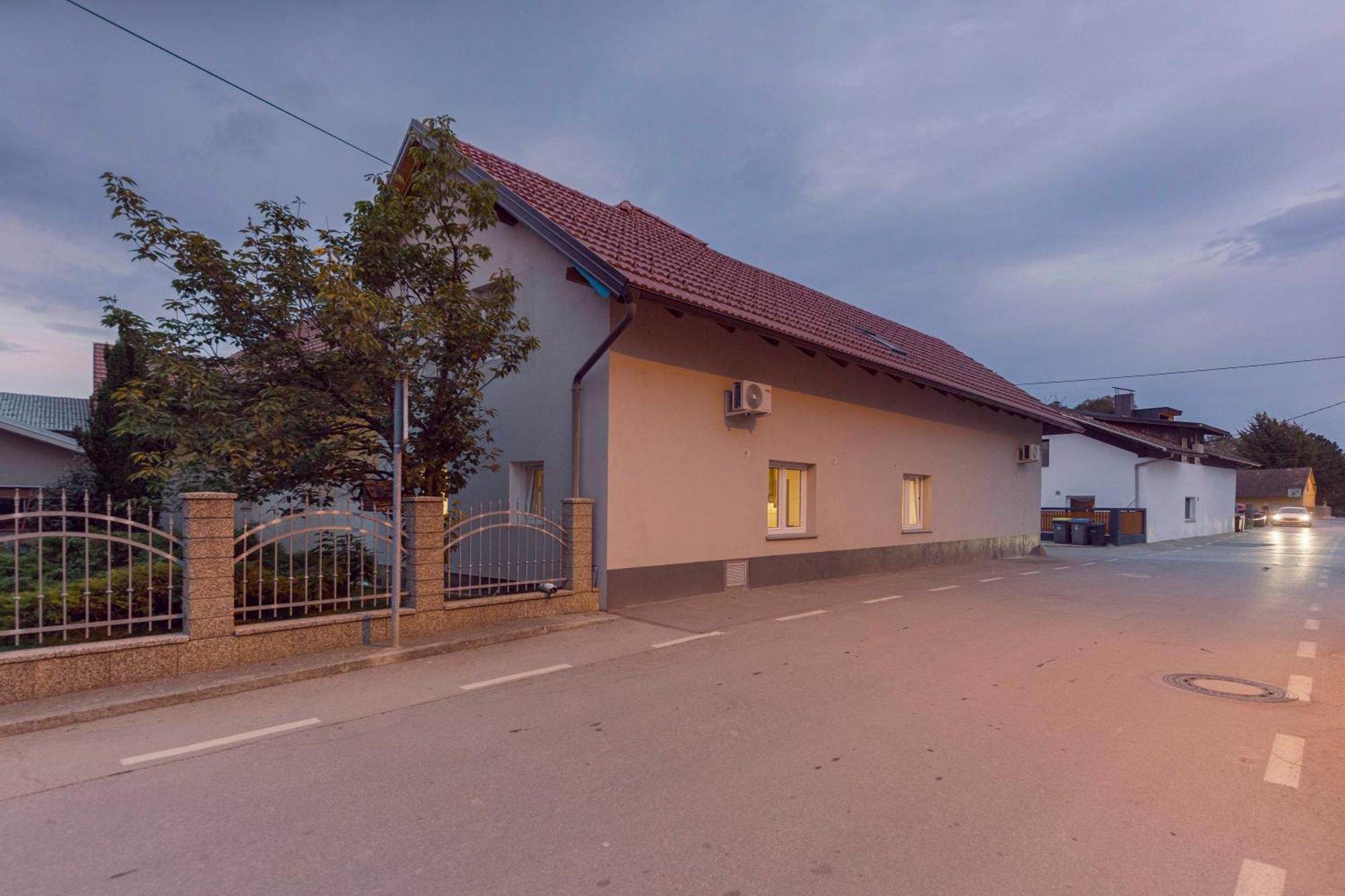 Apartments Grahek Любляна Экстерьер фото